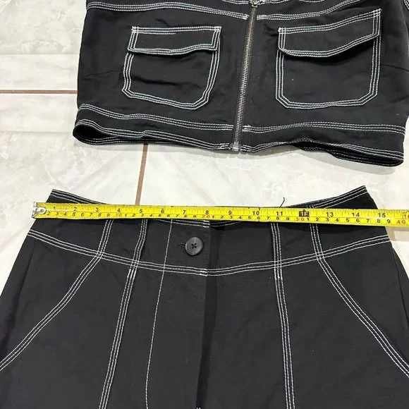 Nicole Miller Y2K Grunge 2 Piece Set Crop Top Size Large and Pants Size Small - Picture 7 of 14